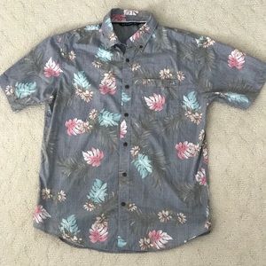 Men’s floral short sleeved button down.